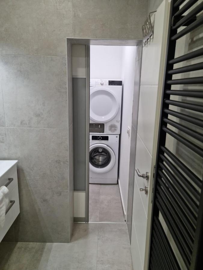 Apartments Zala Matusan Supetarska Draga Luaran gambar